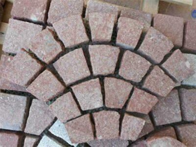 WP-MBP018 Fan-shape Cobble Cube Chinese Made Red Paving Stone Granite Driveway